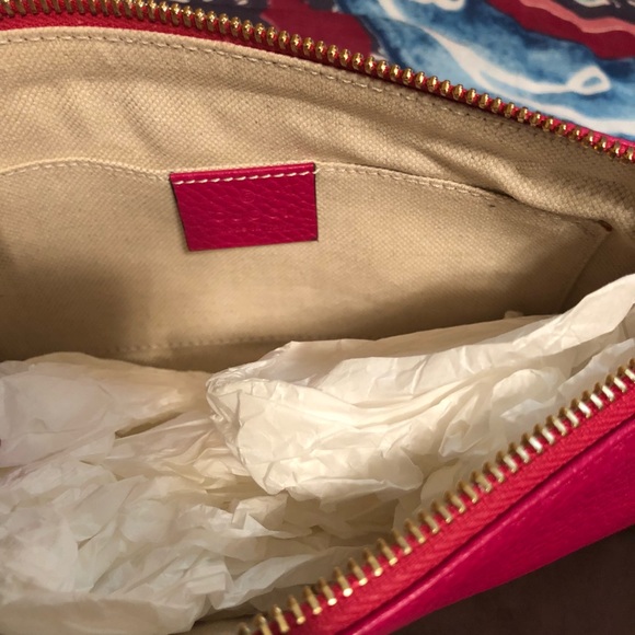 Gucci Pebble Blossom Pink - Picture 3 of 10